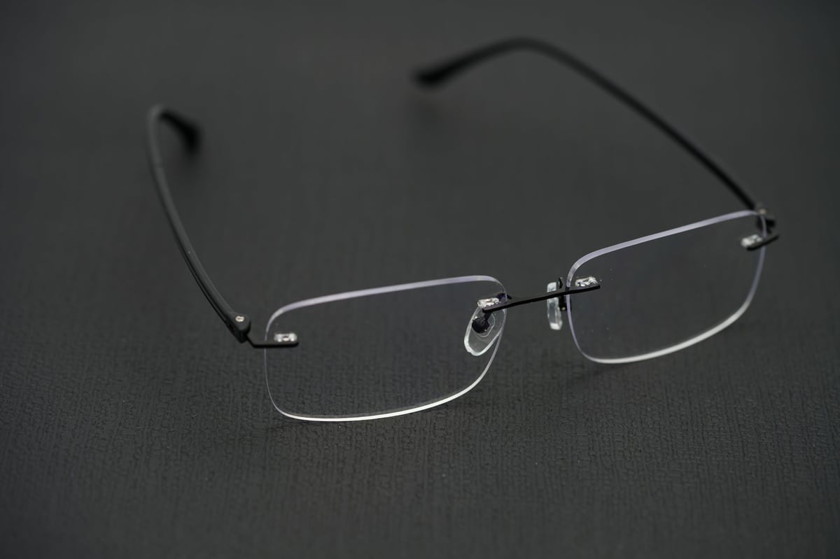 Multifocal Progressive Computer Reading Glasses with Blue Light Blocking for Men and Women with Multi-Focus